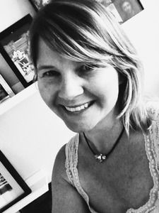 Meet your Posher, Ariella